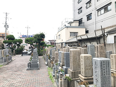 足代墓地/東大阪市内にある霊園・墓地　写真